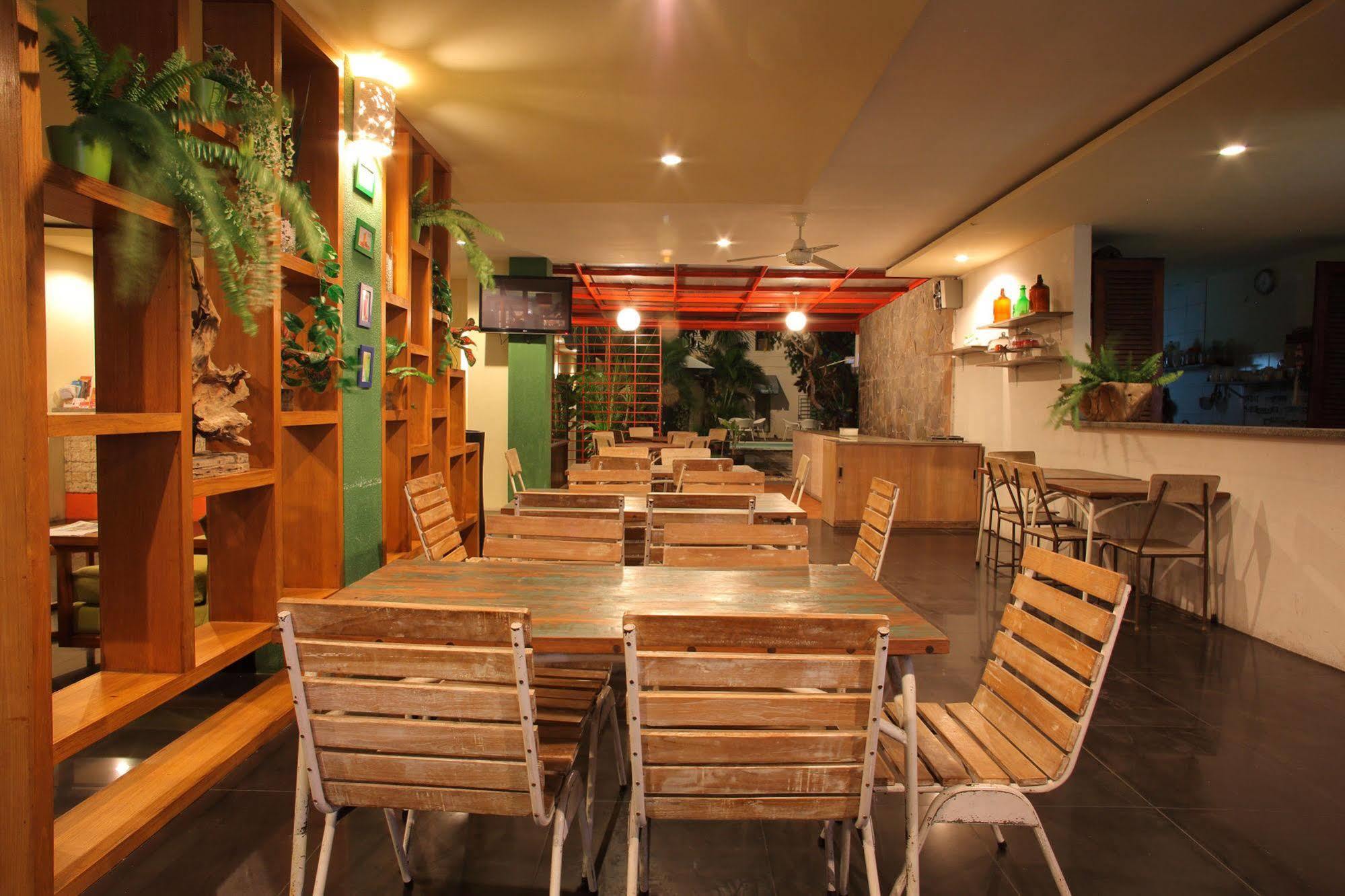 Spazzio Bali Hotel Kuta Lombok Dış mekan fotoğraf